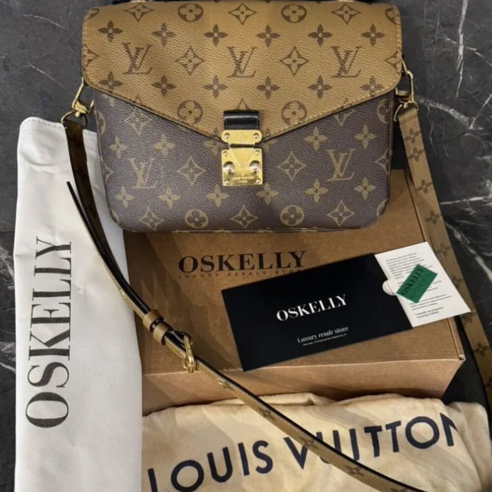 Louis Vuitton Pochette Metis bag original